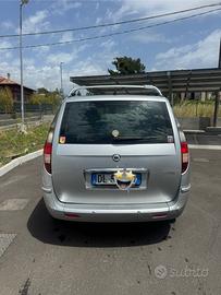 Lancia Phedra full opzional