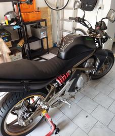 Kawasaki ER 6N - 2006 con faro tondo led