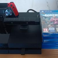 PlayStation 4 con tanti accessorie giochi 