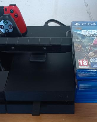 PlayStation 4 con tanti accessorie giochi 