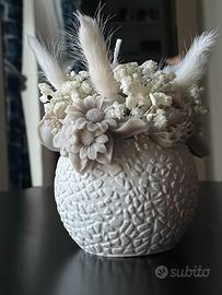 Vasetto con candele floreali-home decor