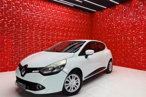 Renault Clio 1.5 dCi 8V 75CV 5p Costume National O