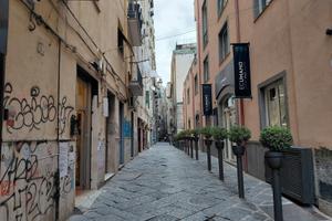 Centro Storico- Negozio frontestrada