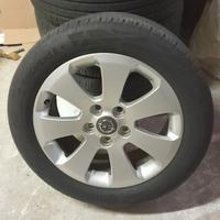 4 gomme estive Continental + cerchi in lega