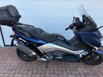 Yamaha T Max 530 DX