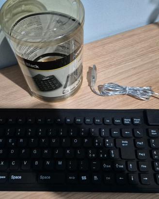 tastiera in silicone pieghevole usb nuova