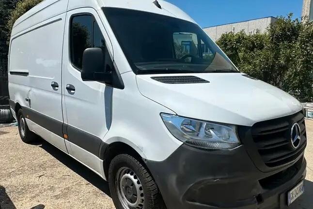 Mercedes-benz Sprinter F32/30 211 CDI FWD TN Furgo