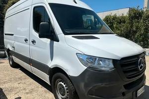 Mercedes-benz Sprinter F32/30 211 CDI FWD TN Furgo