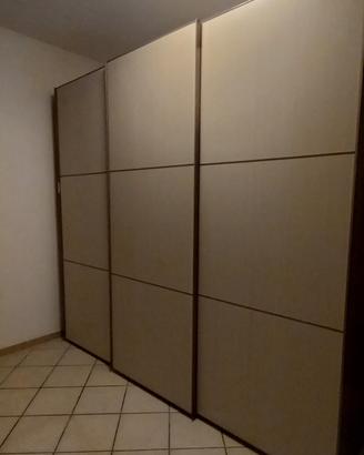 camera da letto.  montaggio gratuito 