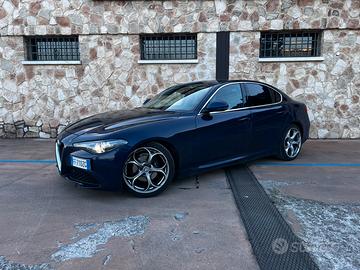 Alfa Romeo Giulia 2.2 MTJ 180cv