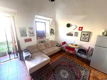 Monolocale valenza