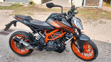 KTM DUKE 125