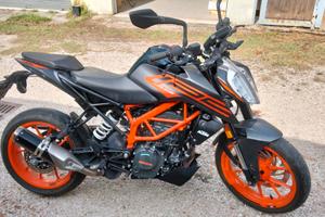 KTM DUKE 125