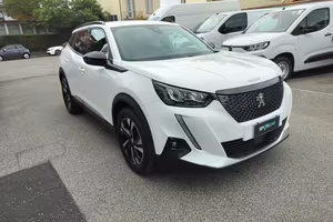 Peugeot 2008 PureTech 130 S&S Allure Pack