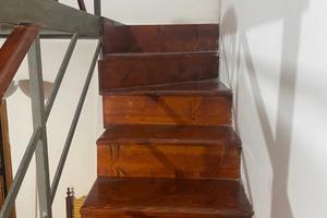 Mezzocannone. Piccolo appartamento studenti