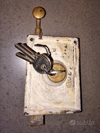 Vecchia Serratura esterna.