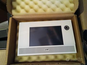 AMX touchscreen ed accessori 