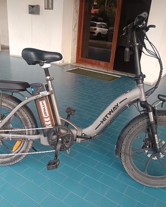 e bike city cross bici elettrica pieghevole.