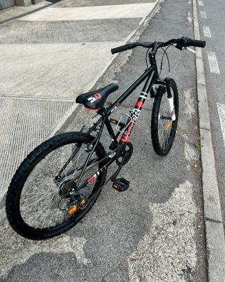 Bicicletta 24” con ammortizzatori