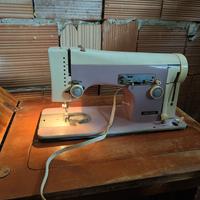 Macchina da cucire NECCHI vintage