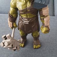 "Action Figure Hulk Thor Ragnarok 35cm – Marvel Av
