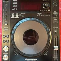 Pioneer 2 Cdj 850 + Mixer Xone Db2