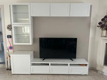 Composizione mobile soggiorno/tv Ikea