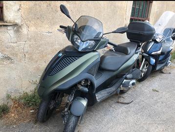 MP3 300 Yourban Piaggio