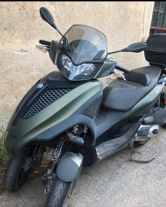 MP3 300 Yourban Piaggio