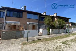 Villetta a Schiera con giardino