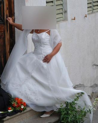 Abito da sposa taglia 18 – elegante e completo di