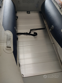 Gommone hon wive t30