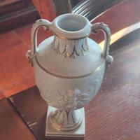 Vaso in porcellana vintage