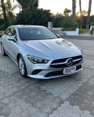 MERCEDES-BENZ CLA 180 d Aut. Shooting Brake Bus. E