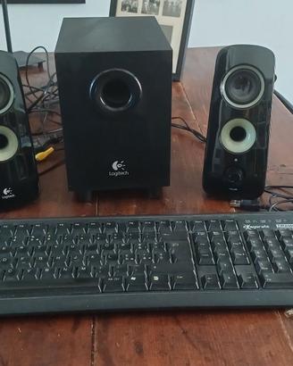 Casse pc Logitech e tastiera