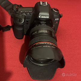 Canon 5D Mark II + EF 24-105mm f/4 L IS USM
