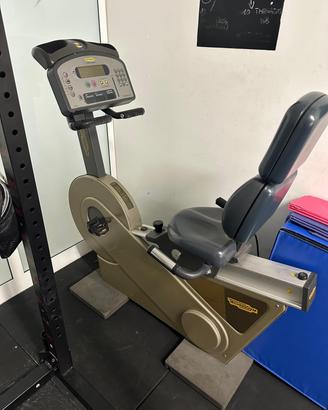 TECHNOGYM RECLINE X PROO 600 BIKE PROFESSIONALE 
