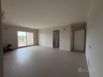 Appartamento trilocale - Zona San Nicola, Olbia