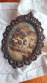 Quadro ovale vintage con cornice in ottone
