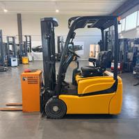 CARRELLO ELEVATORE MULETTO ELETTRICO YALE 16 QUINT