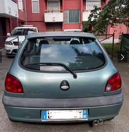 Ford Fiesta 2000