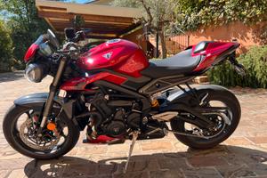Triumph Street Triple 765 RS 2023 - 2937km