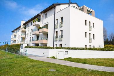 LUMINOSO APPARTAMENTO - zona Ospedale