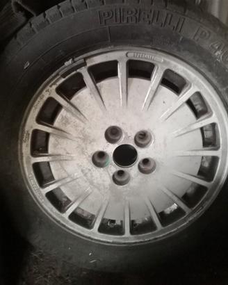 Cerchi Alfa Romeo in lega 5 fori 