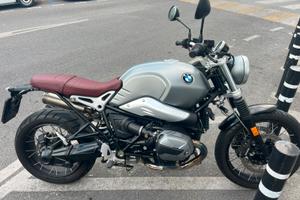 BMW r ninet scrambler 2021