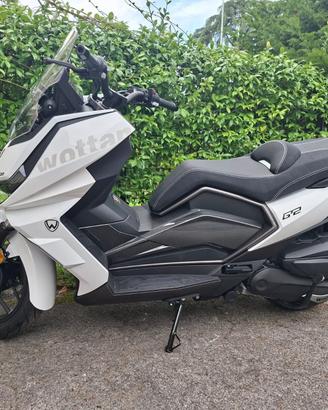 PROMO WOTTAN GT2 300cc MOT. LC PIAGGIO