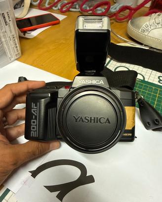 Yashica 200 AF
