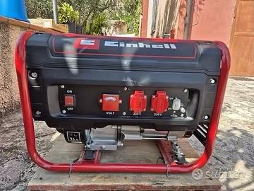GENERATORE DI CORRENTE  Einhell 230 V