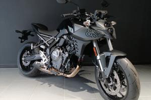 Nuova Suzuki GSX-8S OPERAZIONE 50%