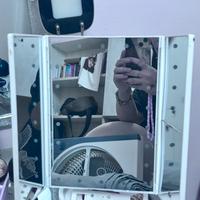 Specchio trucco con luci